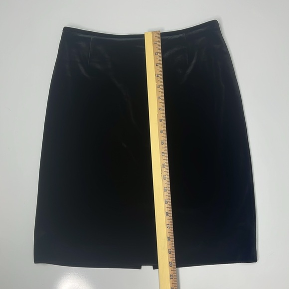 Tahari Black Velvet Pencil Skirt Size 4 Petite - Picture 5 of 9